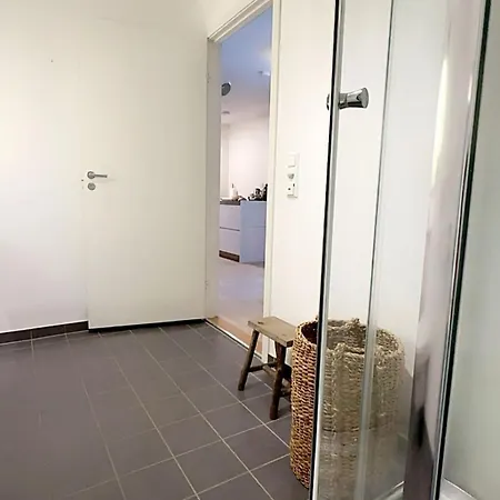 Sentralt Og Moderne, Ett Soverom Leilighet *